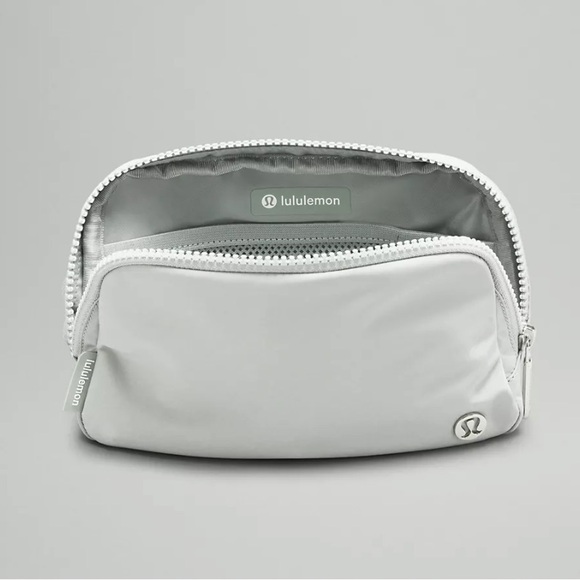 [ ❌ SOLD ] NWT Lululemon Everywhere Belt Bag 1L (Jade Grey) - Picture 2 of 9